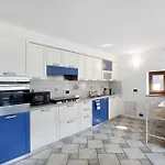 Casa Sabrina - Blu